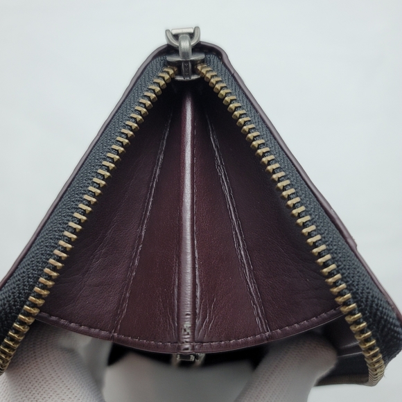 Coach Accordian Textured Leather Wallet - Picture 8 of 10